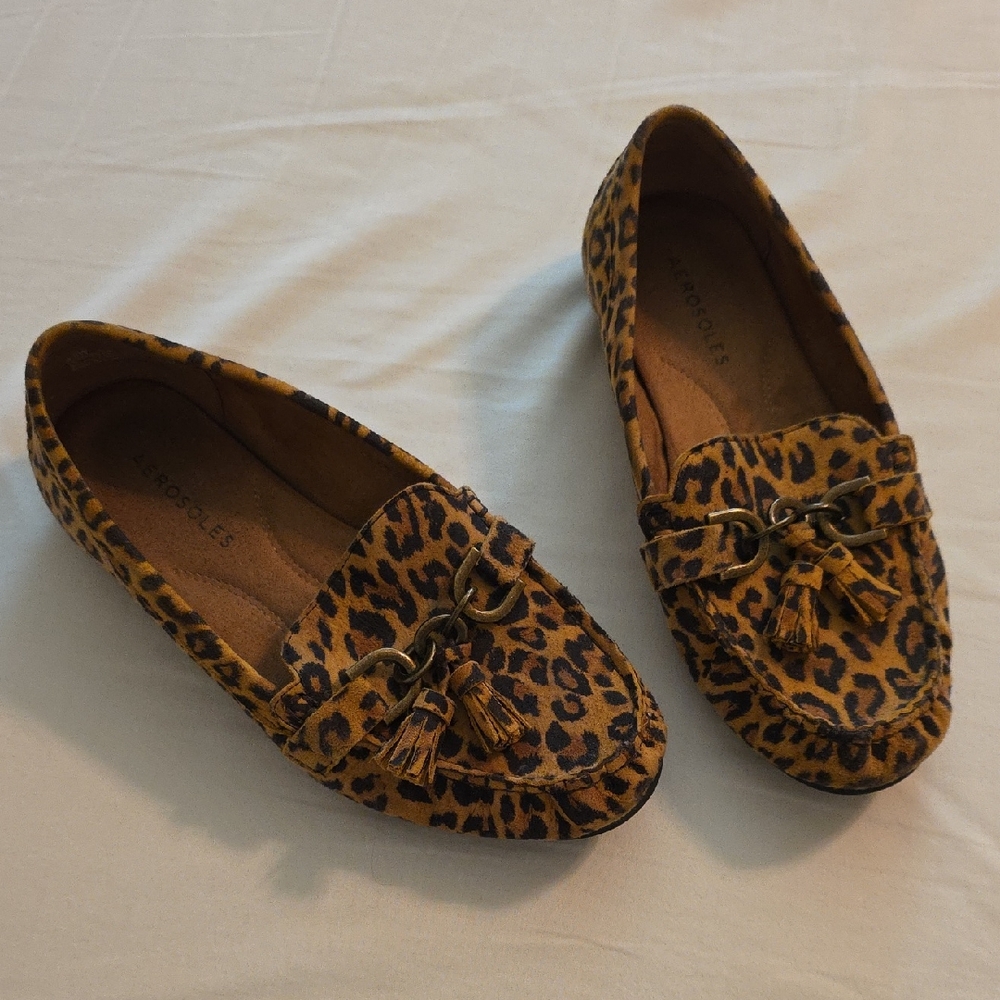 AEROSOLES Brown Leopard Print Flats